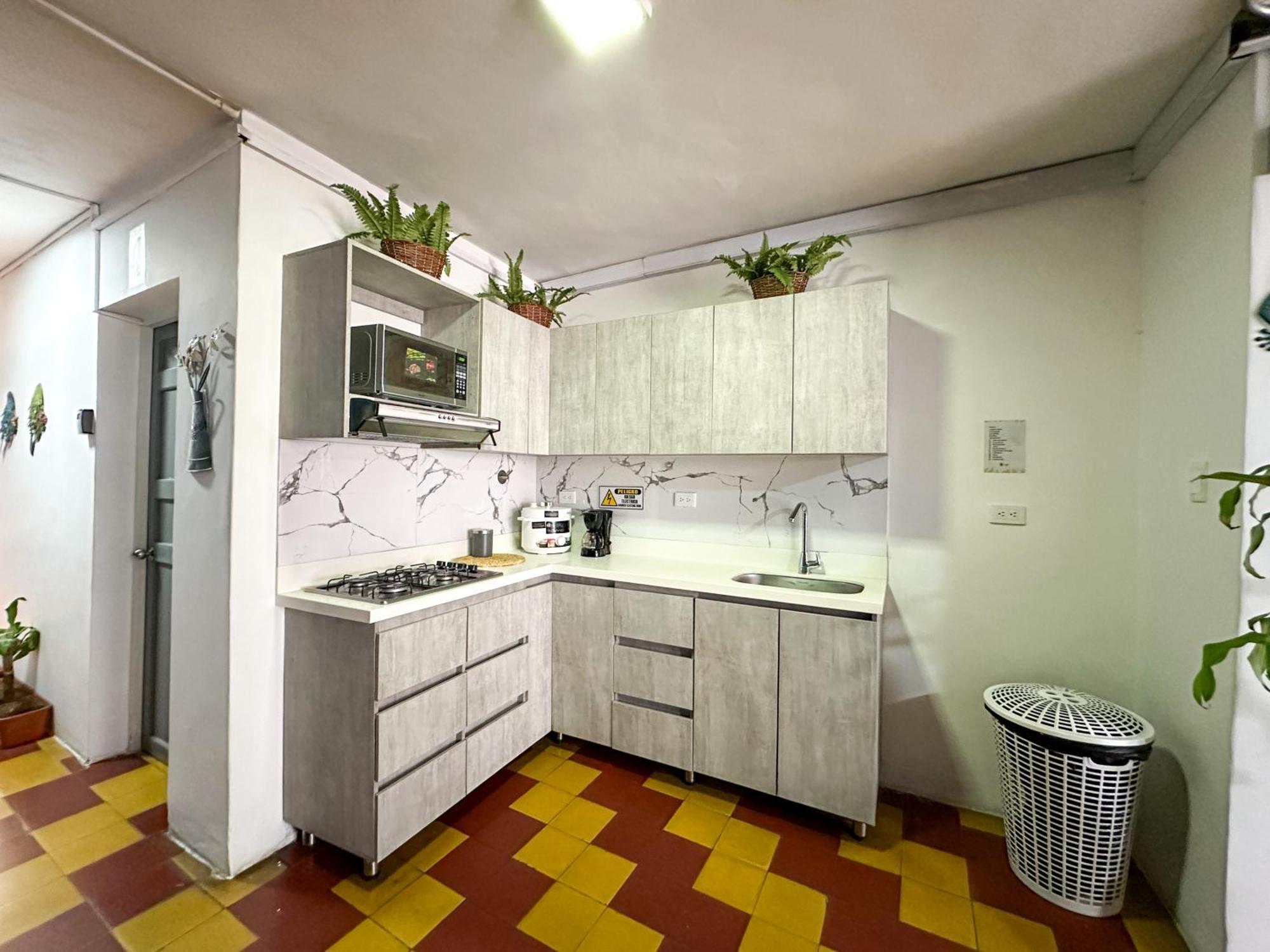 Casa Encanto, Apartamento - Habitaciones, Laureles-America Medellín Exteriér fotografie